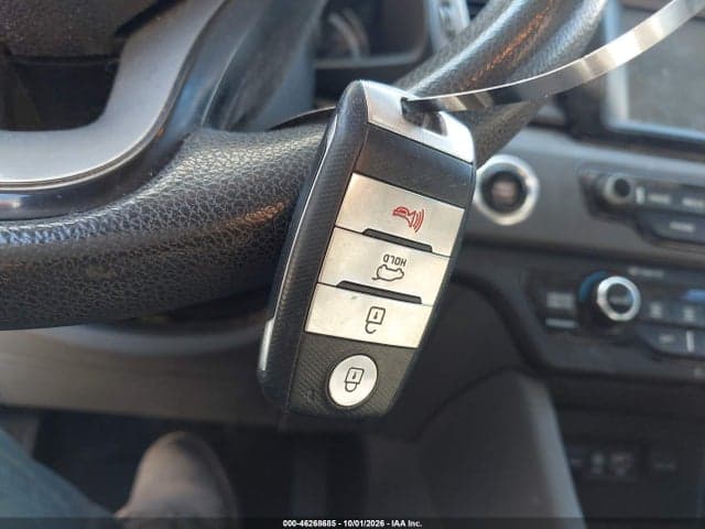 2017 KIA NIRO LX 11