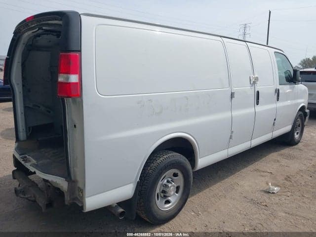 2017 CHEVROLET EXPRESS 2500 WORK VAN 4