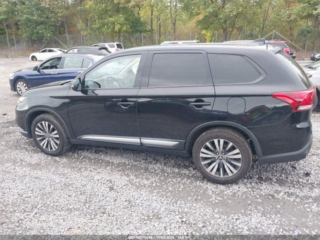 2019 MITSUBISHI OUTLANDER SE 14