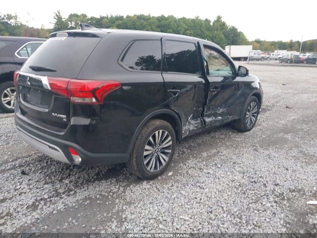 2019 MITSUBISHI OUTLANDER SE 4