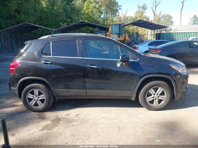 2019 CHEVROLET TRAX LT 12