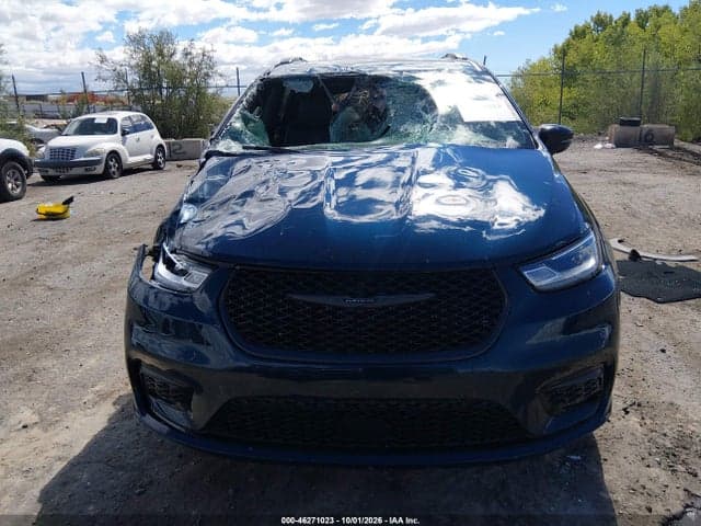 2025 CHRYSLER PACIFICA LIMITED 11