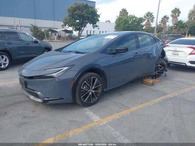 2024 TOYOTA PRIUS XLE 2