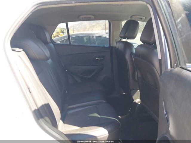 2017 CHEVROLET TRAX LT 8