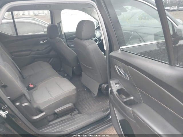 2018 CHEVROLET TRAVERSE LS 8