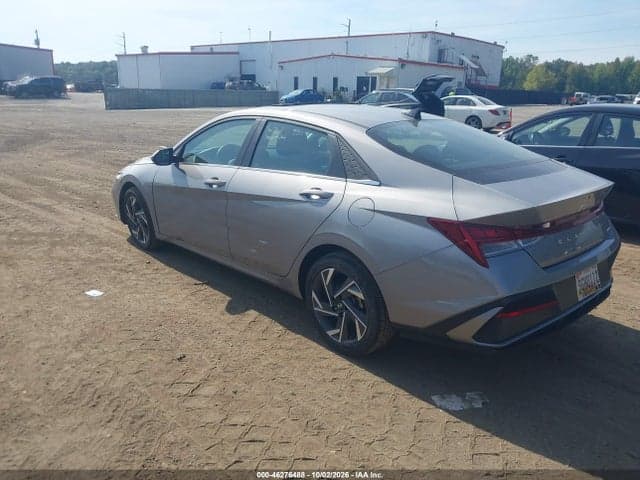2025 HYUNDAI ELANTRA LIMITED 3