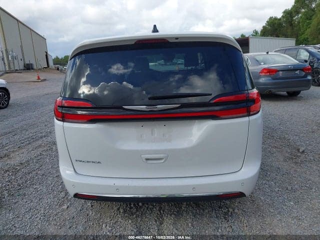 2025 CHRYSLER PACIFICA SELECT 16