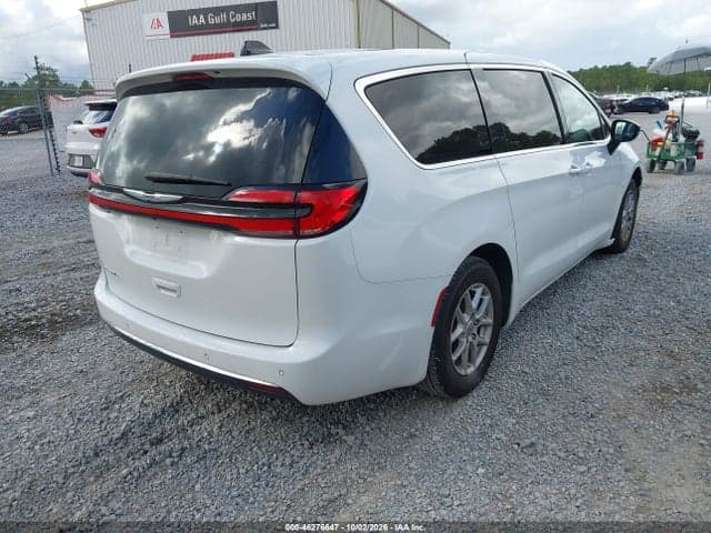 2025 CHRYSLER PACIFICA SELECT 4