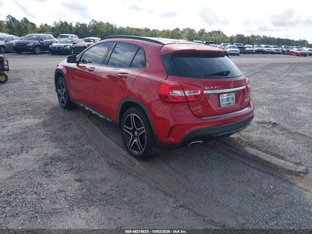 2017 MERCEDES-BENZ GLA 250 4MATIC 3
