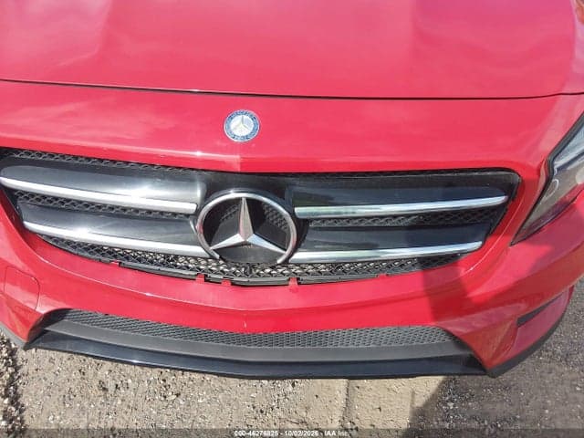 2017 MERCEDES-BENZ GLA 250 4MATIC 6