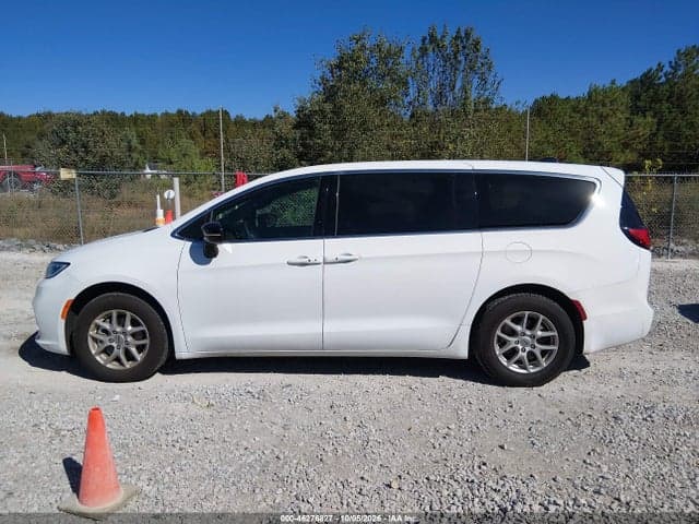 2025 CHRYSLER PACIFICA SELECT 14