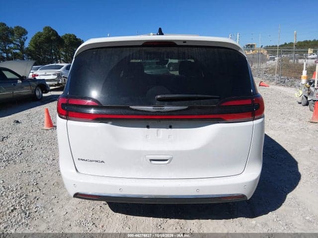 2025 CHRYSLER PACIFICA SELECT 16