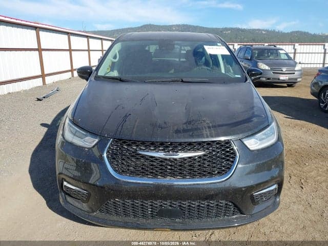 2024 CHRYSLER PACIFICA TOURING L 13