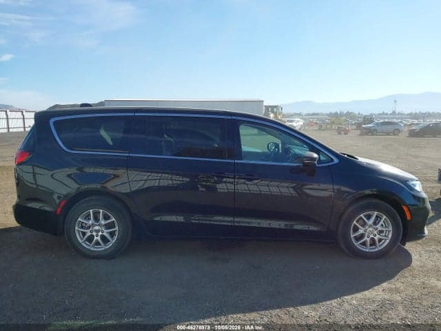 2024 CHRYSLER PACIFICA TOURING L 14