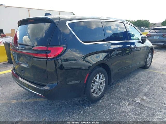 2024 CHRYSLER PACIFICA TOURING L 4