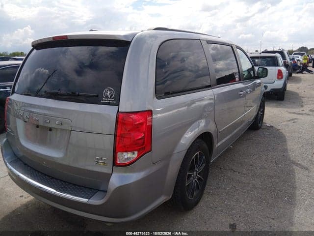 2017 DODGE GRAND CARAVAN GT 4