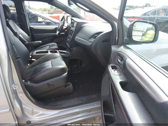 2017 DODGE GRAND CARAVAN GT 5