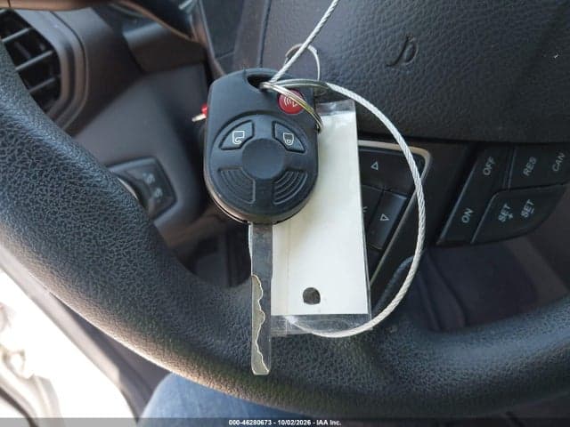 2017 FORD ESCAPE SE 11
