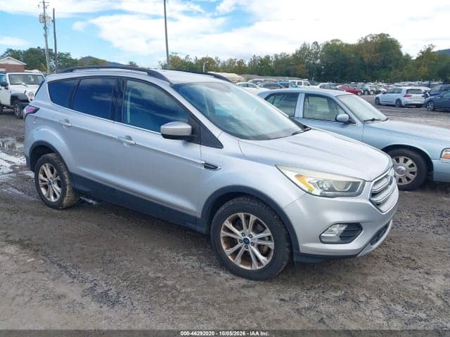 2017 FORD ESCAPE SE 1