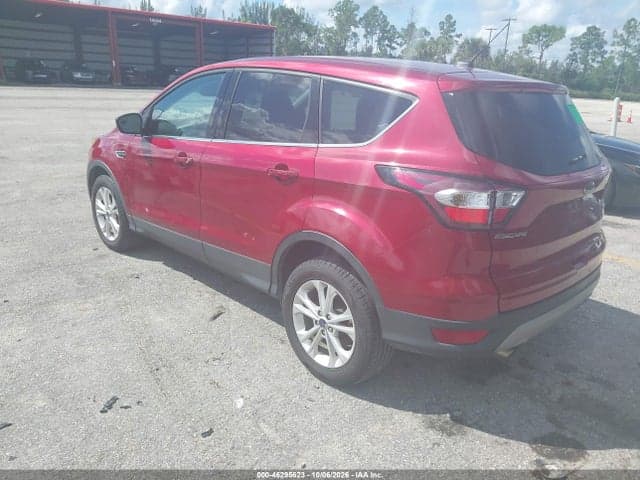 2017 FORD ESCAPE SE 3