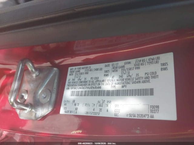 2017 FORD ESCAPE SE 9