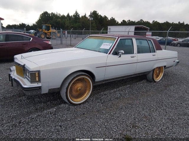 1983 OLDSMOBILE 98 REGENCY 2