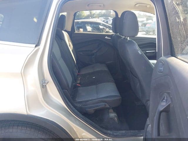 2017 FORD ESCAPE SE 8