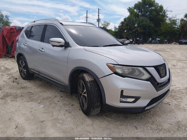 2017 NISSAN ROGUE SL