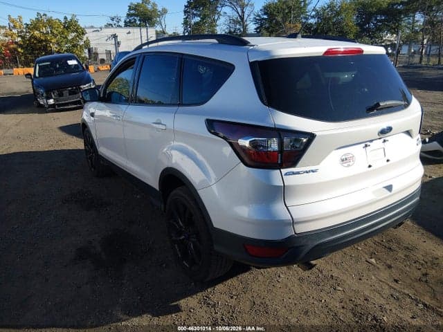2018 FORD ESCAPE SE 3