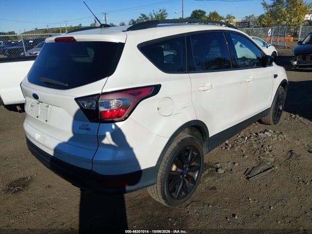 2018 FORD ESCAPE SE 4