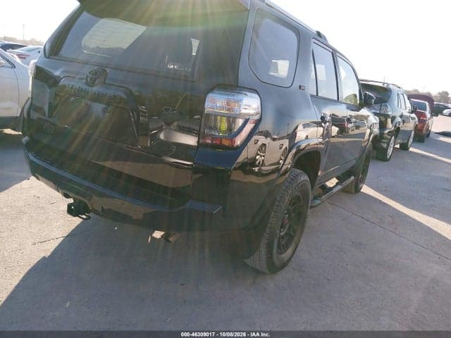 2022 TOYOTA 4RUNNER SR5 4