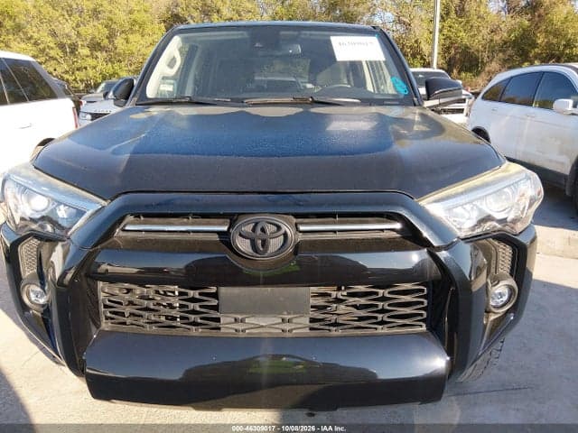 2022 TOYOTA 4RUNNER SR5 6