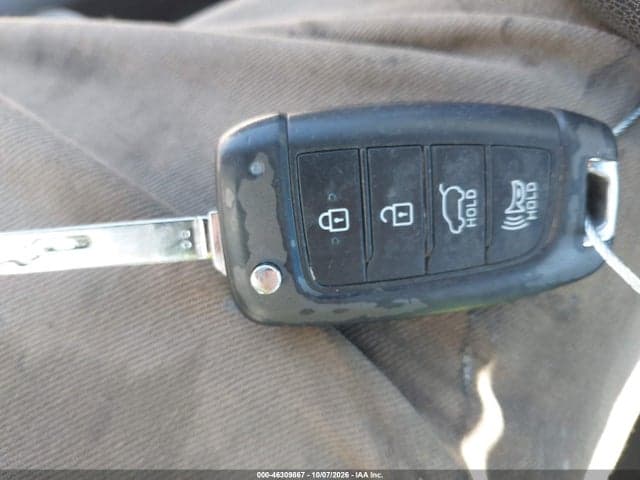 2019 HYUNDAI VELOSTER 2.0 11