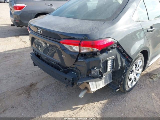 2026 TOYOTA COROLLA LE 18