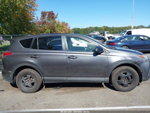 2018 TOYOTA RAV4 LE 19