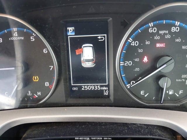 2018 TOYOTA RAV4 LE 7