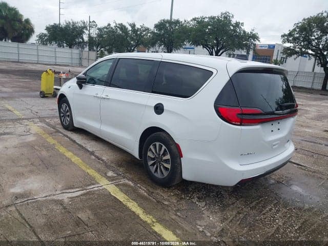 2024 CHRYSLER PACIFICA HYBRID SELECT 3