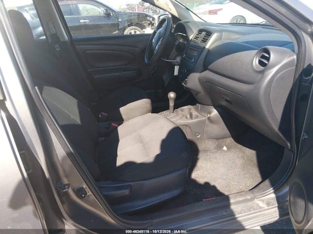 2017 NISSAN VERSA 1.6 S+ 5
