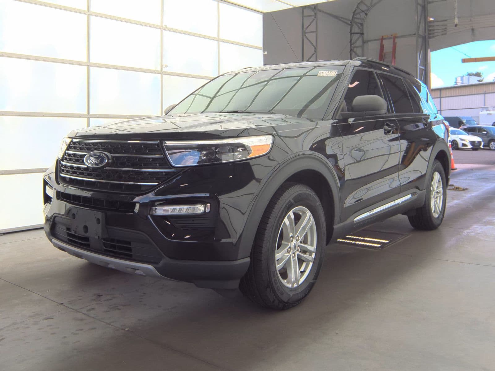 2021 FORD EXPLORER XLT 1