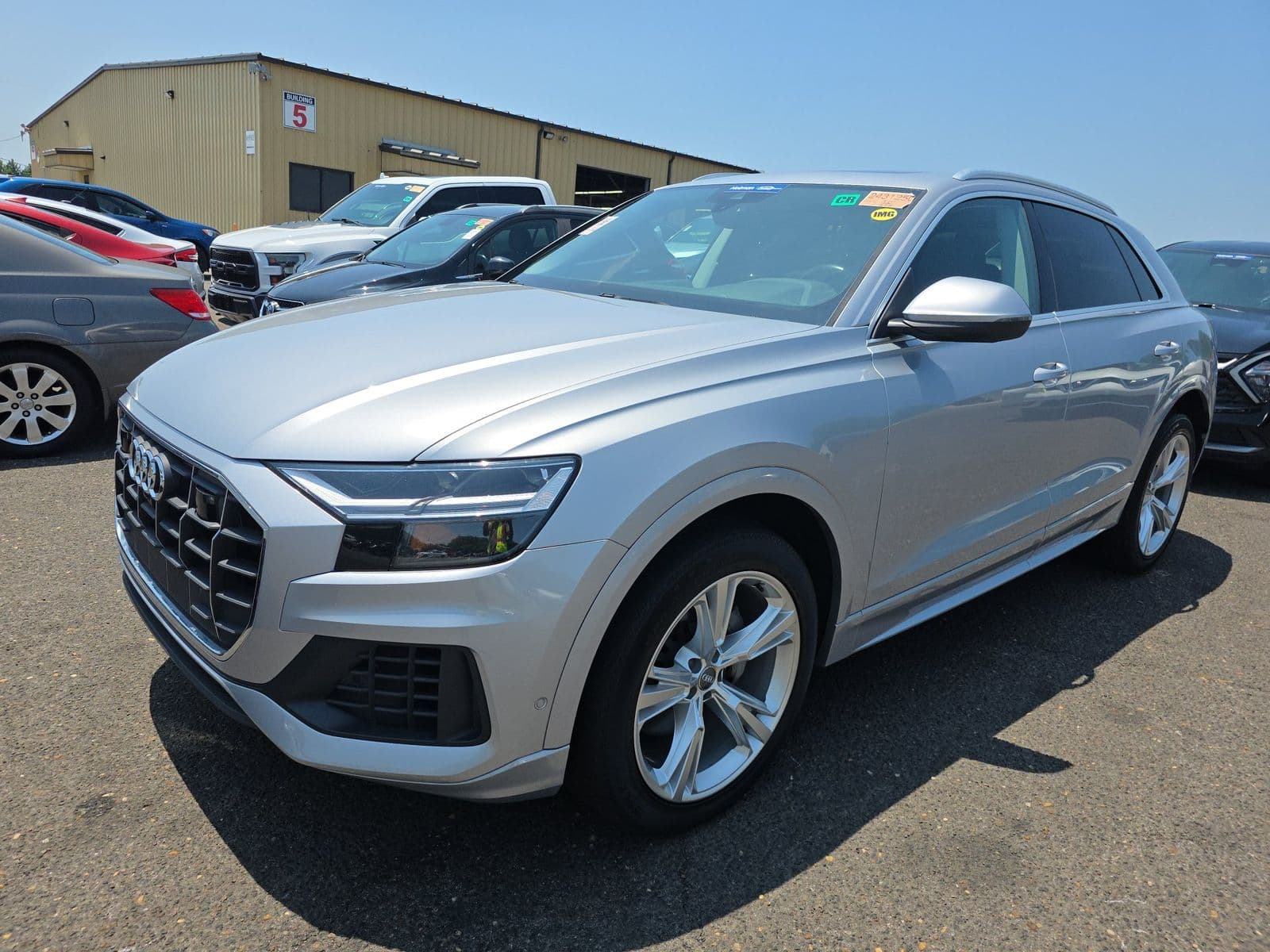 2019 AUDI Q8 PREMIUM Plus 1