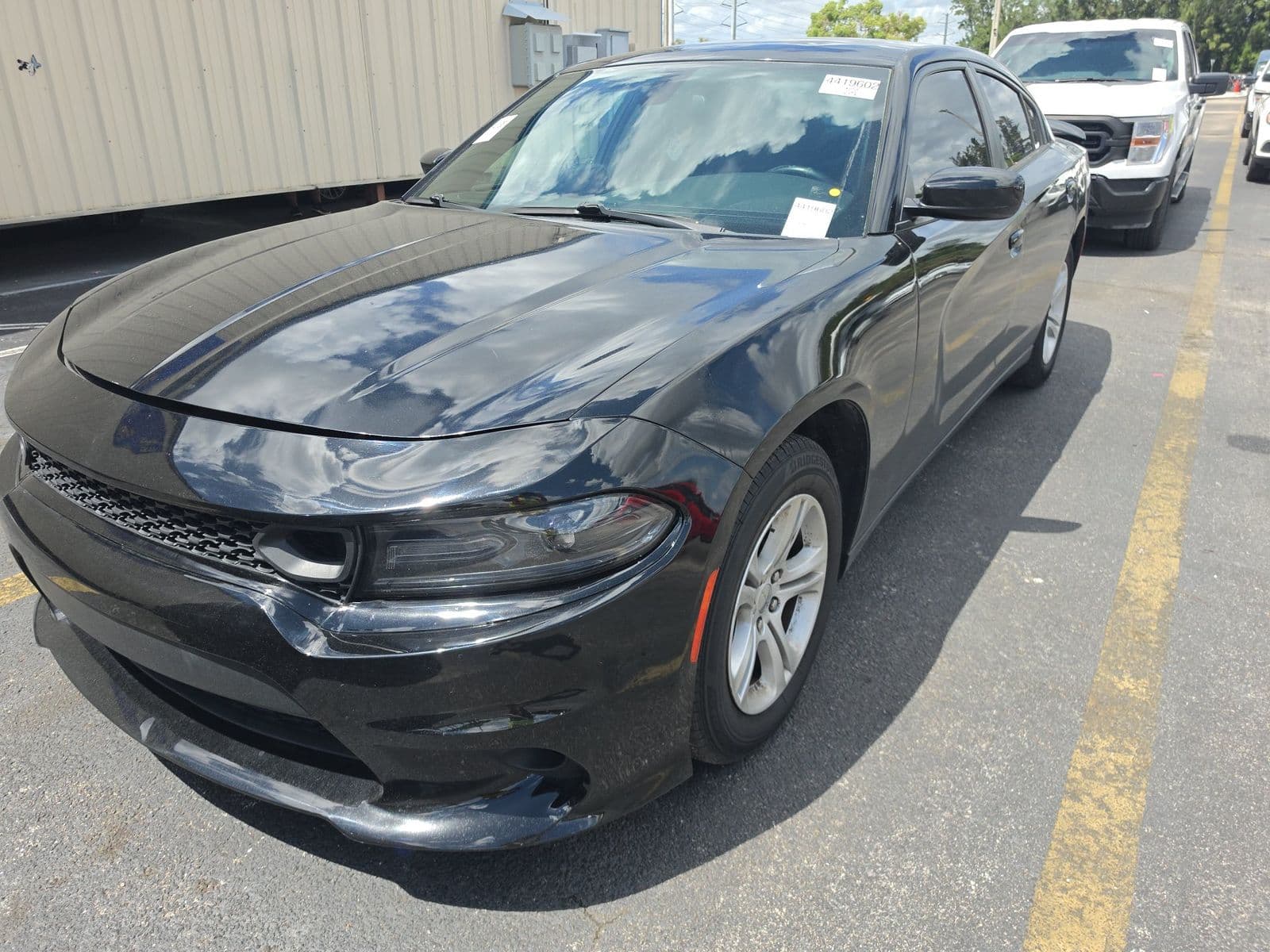2019 DODGE CHARGER SXT