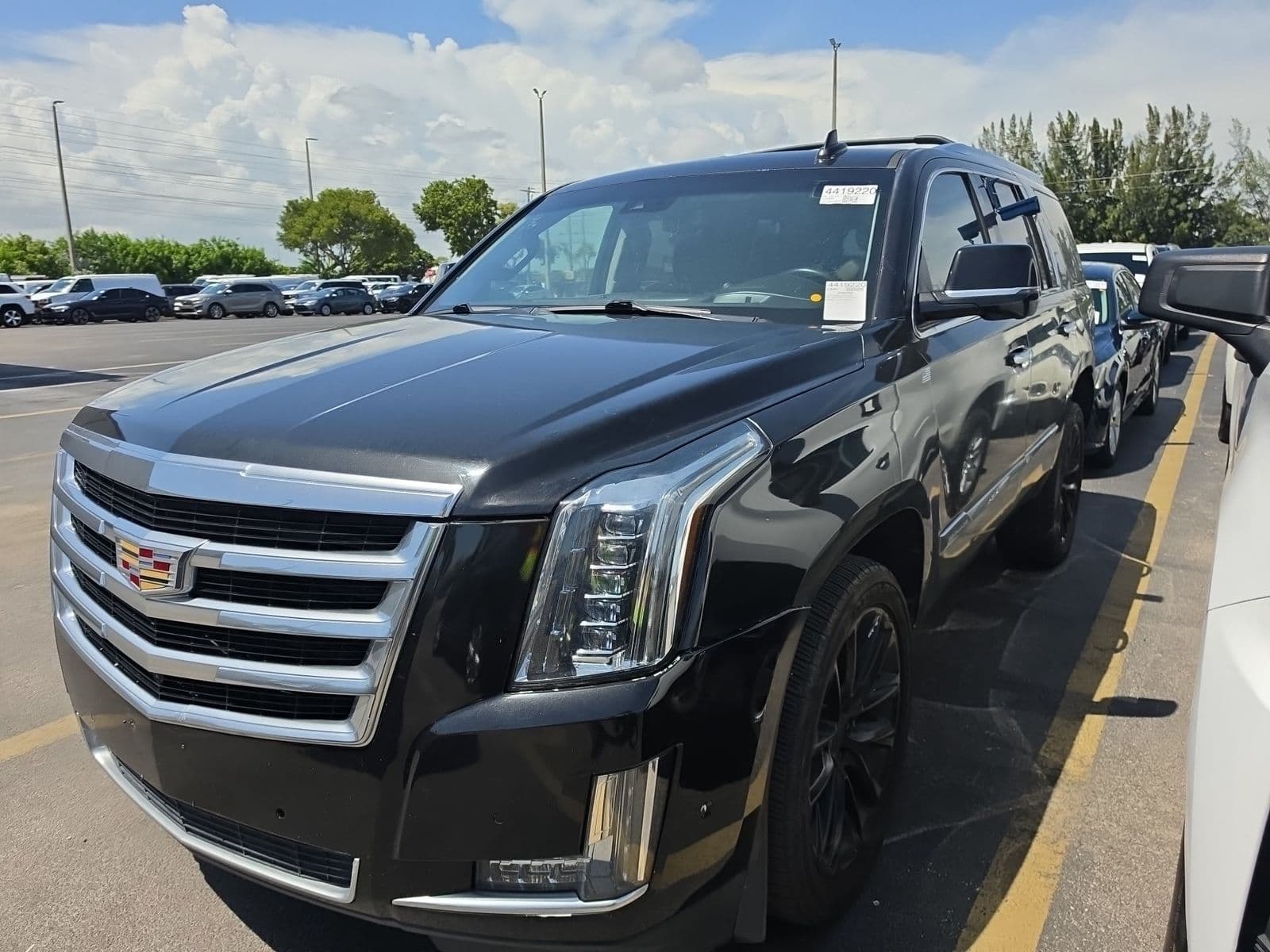 2018 CADILLAC ESCALADE Luxury