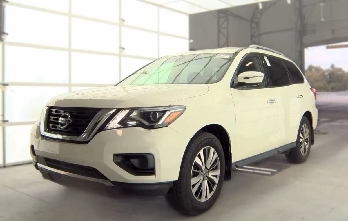 2019 NISSAN PATHFINDER S 1