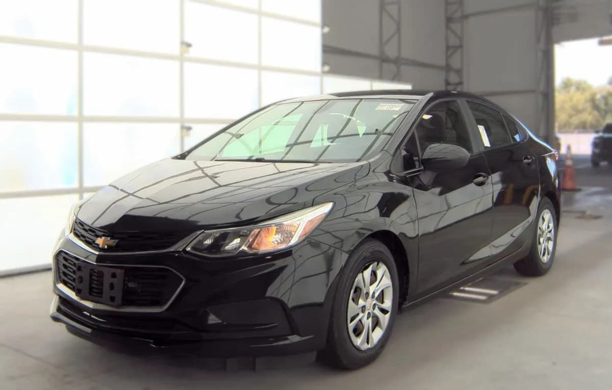2019 CHEVROLET CRUZE Base