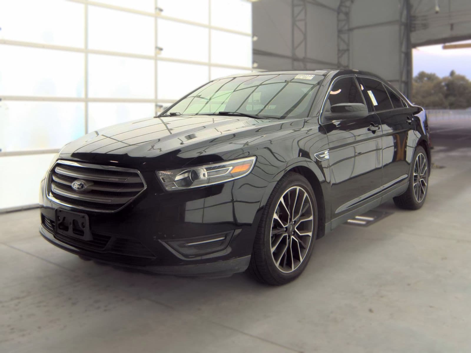 2018 FORD TAURUS SEL