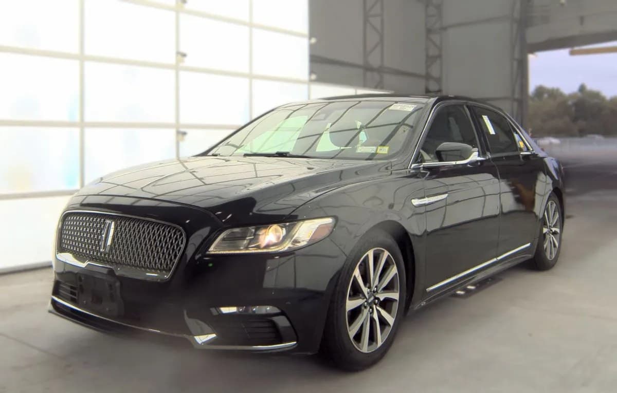 2019 LINCOLN CONTINENTAL Livery