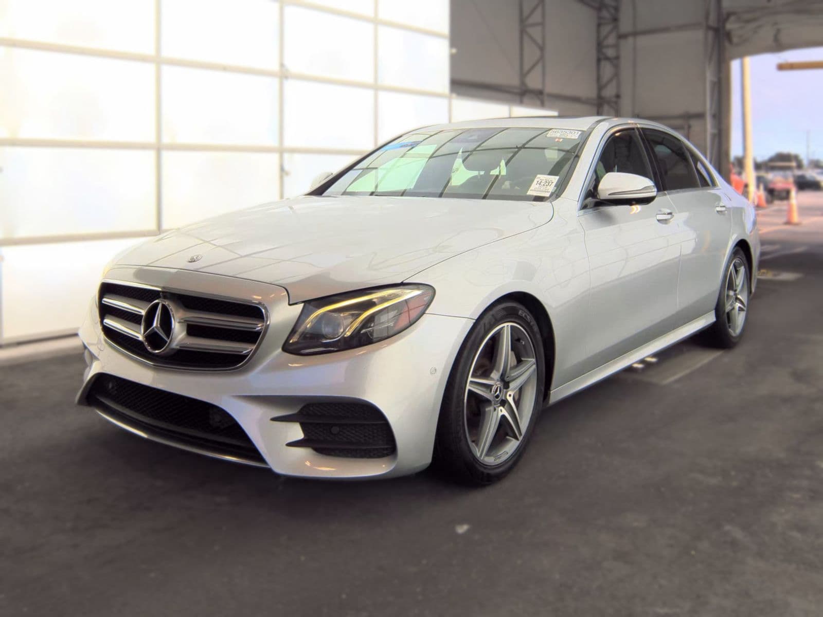 2019 MERCEDES-BENZ E-CLASS E 300