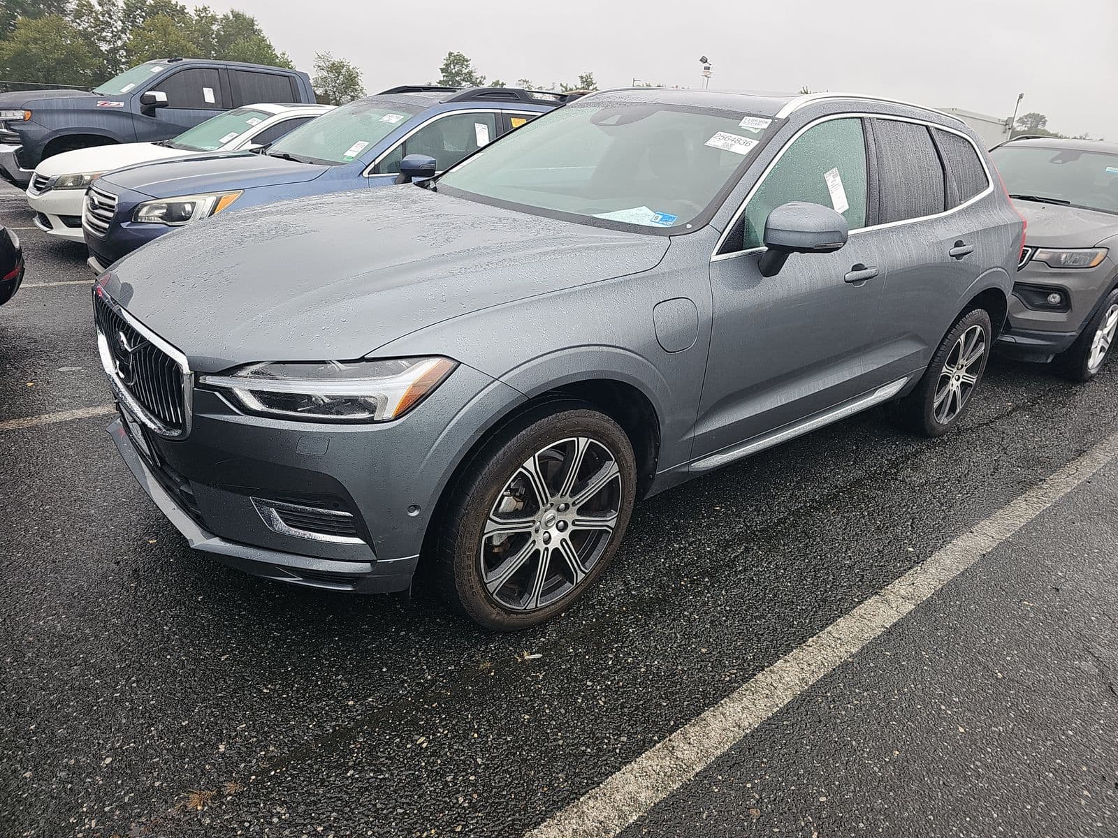 2019 VOLVO XC60 PLUG-IN HYBRID T8 Inscription