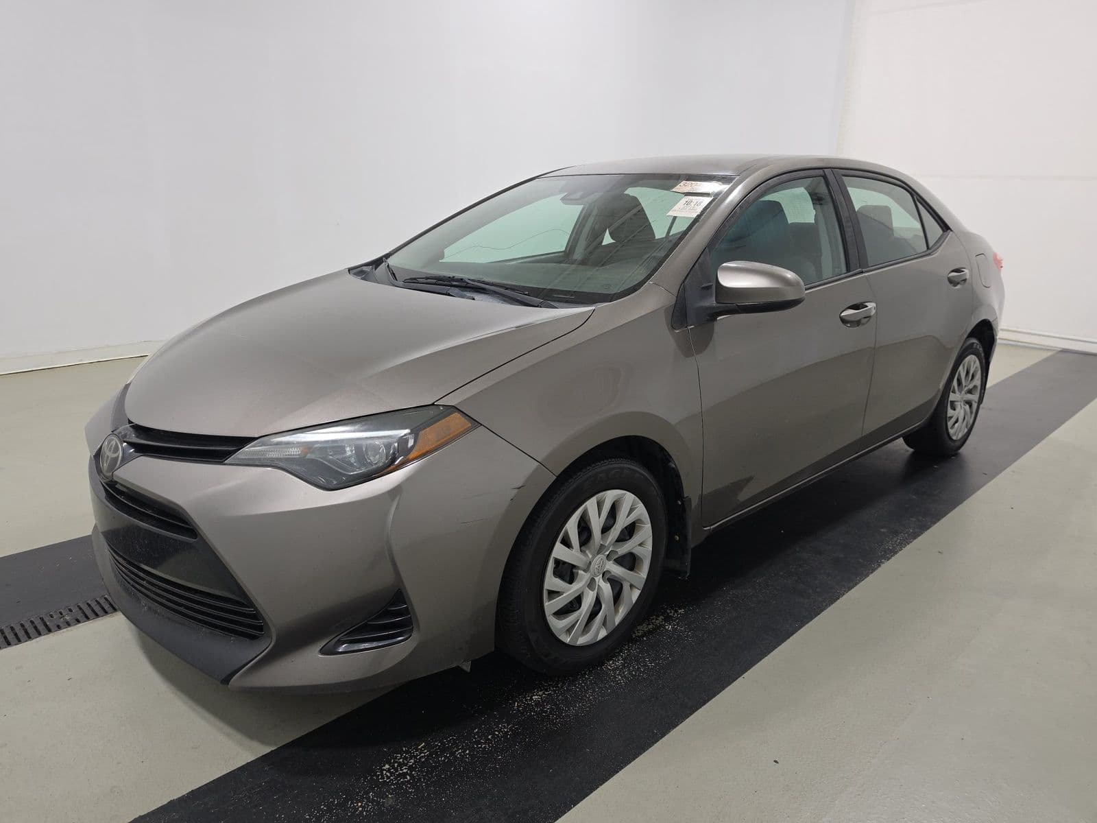 2018 TOYOTA COROLLA LE