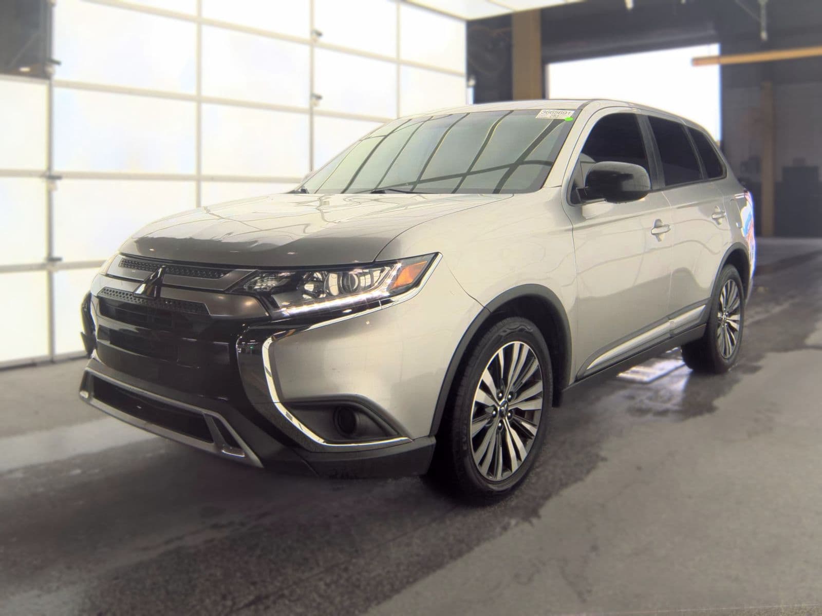 2020 MITSUBISHI OUTLANDER SE